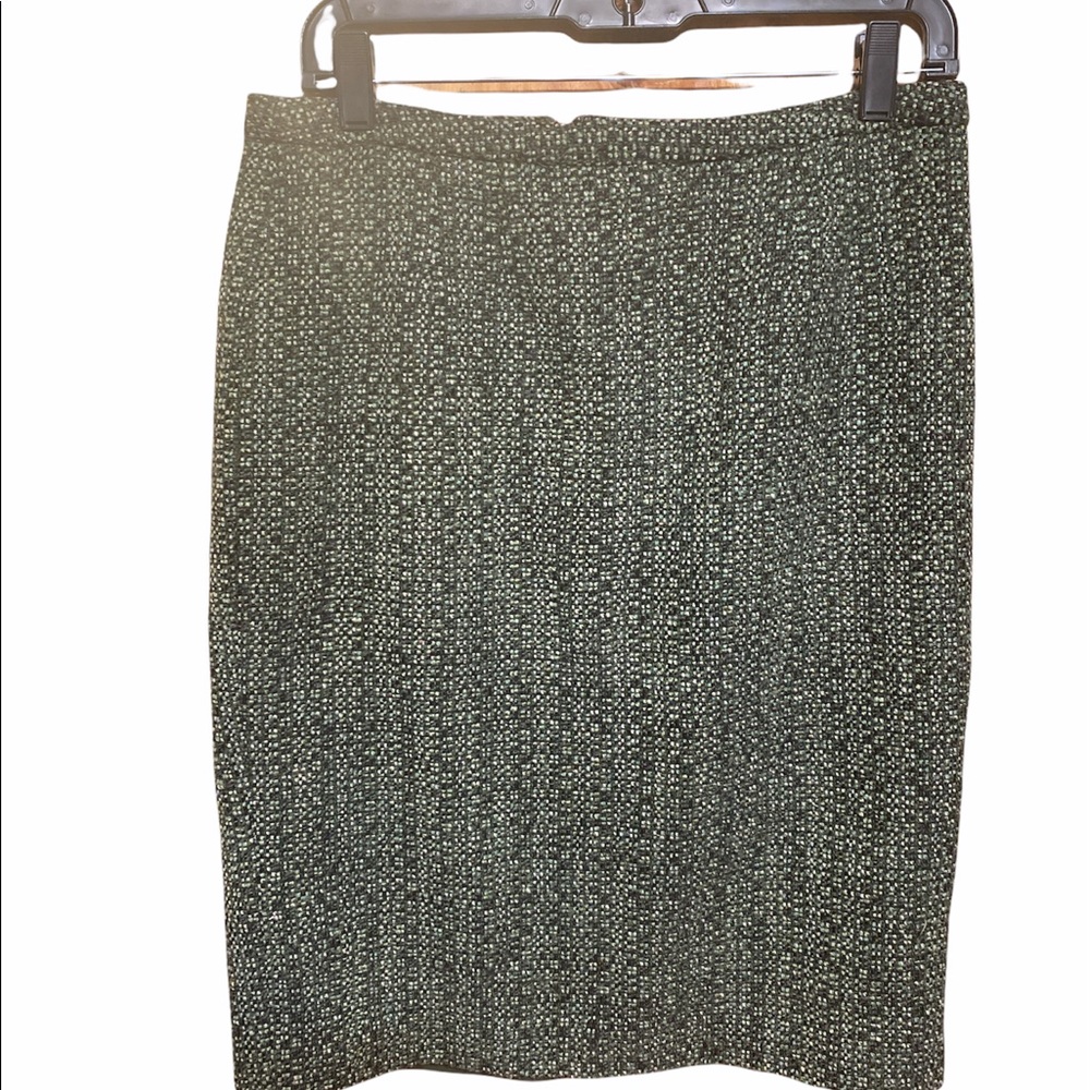 💙 Ann Taylor loft wool blend pencil skirt